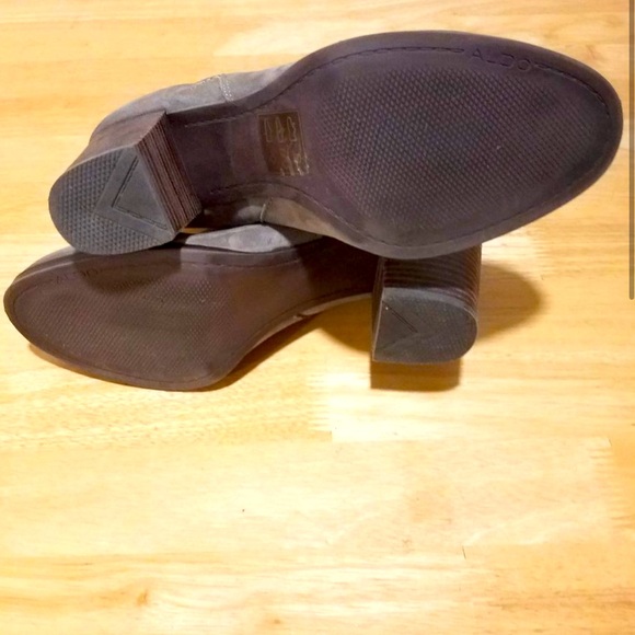 Aldo Gray Suede Like New Booties with Zipper Women's 10 - Picture 3 of 6